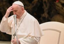 El papa Francisco insta a que la sociedad y la Iglesia escuchen más a las voces femeninas